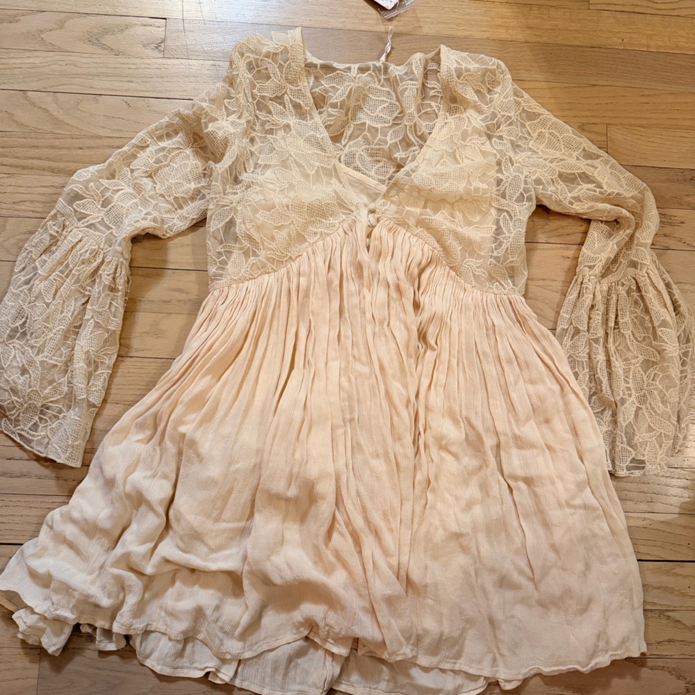 Free People Cream Lace & Blush Pleated Long Sleeve Dress